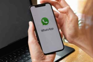 WhatsApp Business em dois celulares