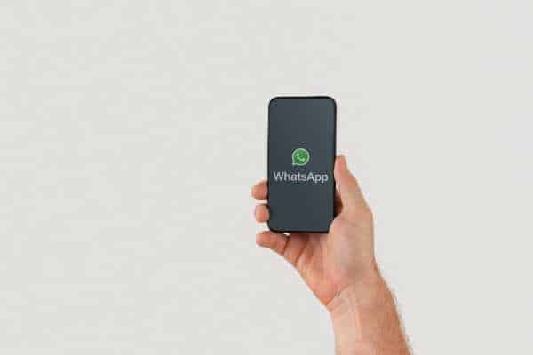 Otimizando seu Negócio: WhatsApp Business em Dois Celulares